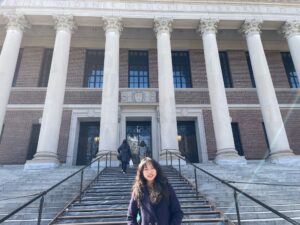 Uyen H testimonial image